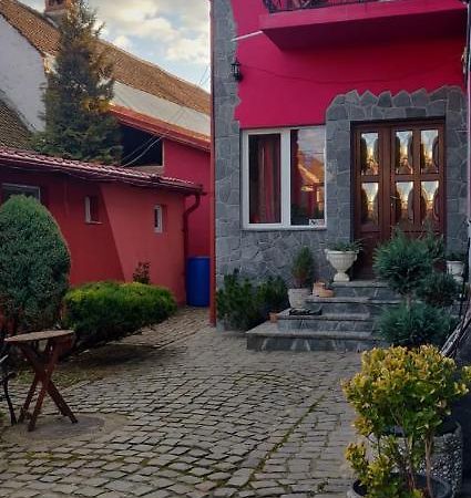Casa Terzea Hotel Rîşnov Ngoại thất bức ảnh